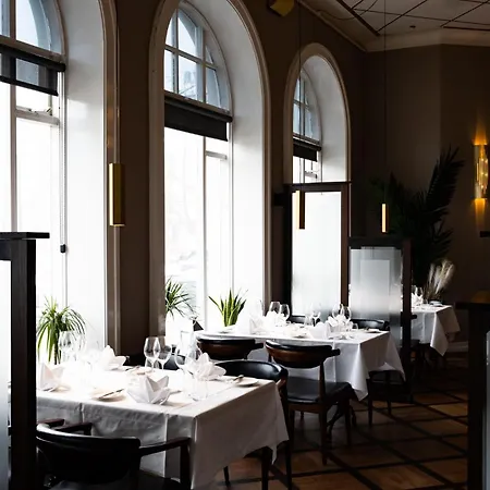 Hotel Borg By Keahotels 4*
